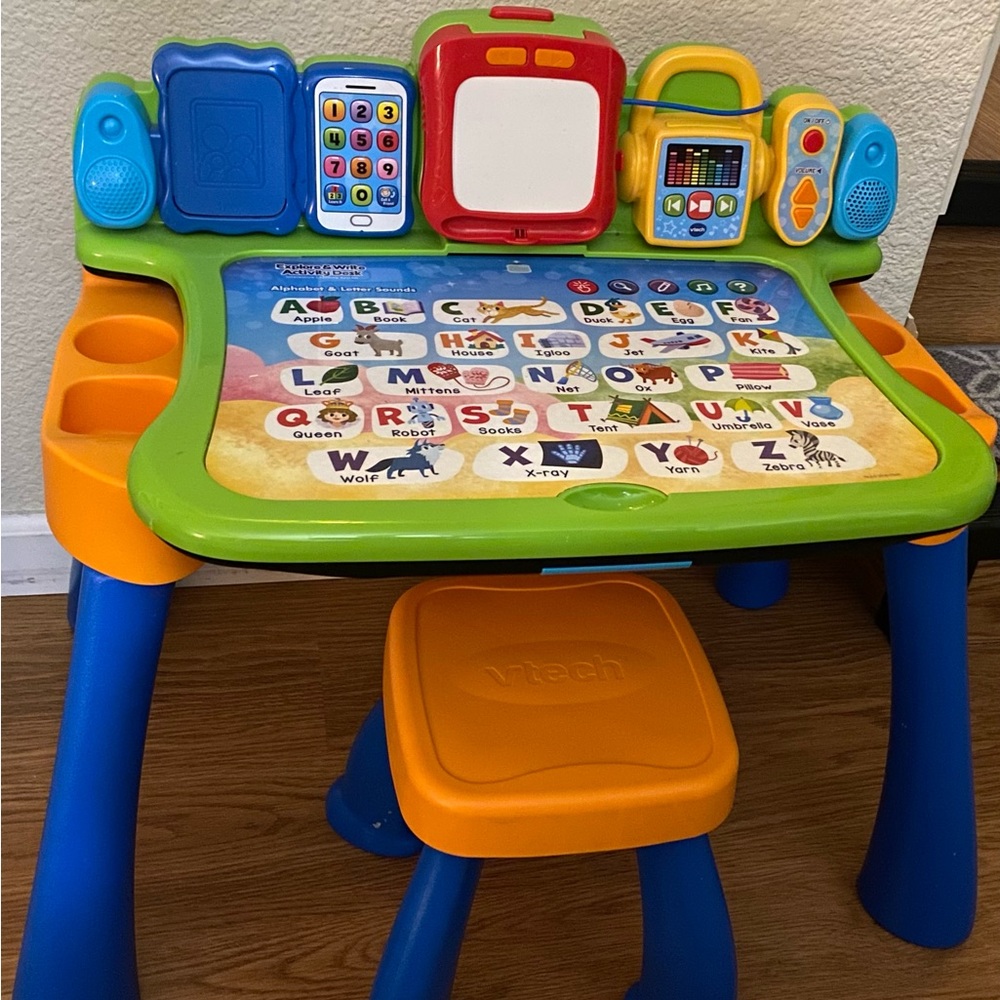 V tech interactive learning desk easel and chalkboard.